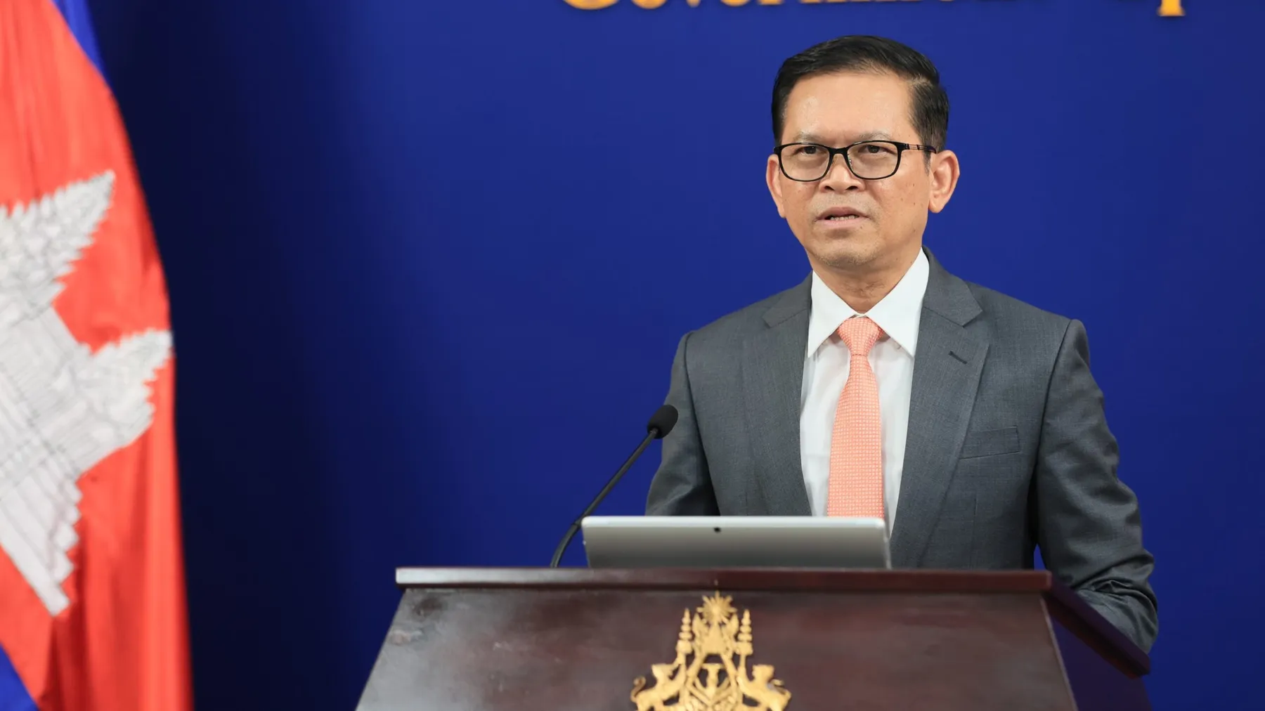 អ្នកនាំពាក្យរាជរដ្ឋាភិបាលបញ្ជាក់អំពីព័ត៌មានសំខាន់ៗពាក់ព័ន្ធនឹងកិច្ចការពារបូរណភាពទឹកដី និងប្រជាជន