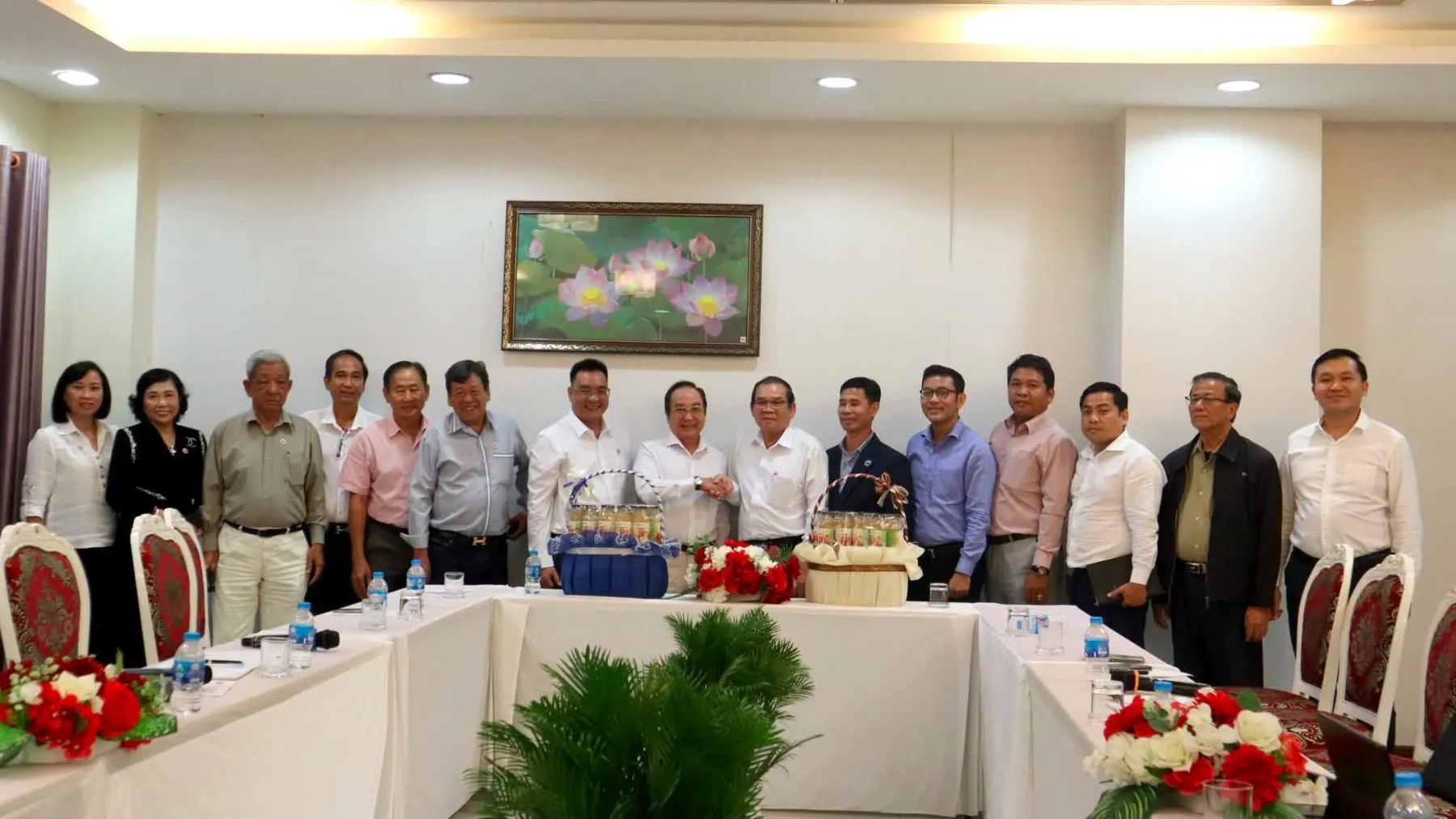 កម្ពុជាស្នើឲ្យវៀតណាមកែសម្រួលវិធានការប្រមូលទិញដំឡូងមីស្រស់ពីកម្ពុជា