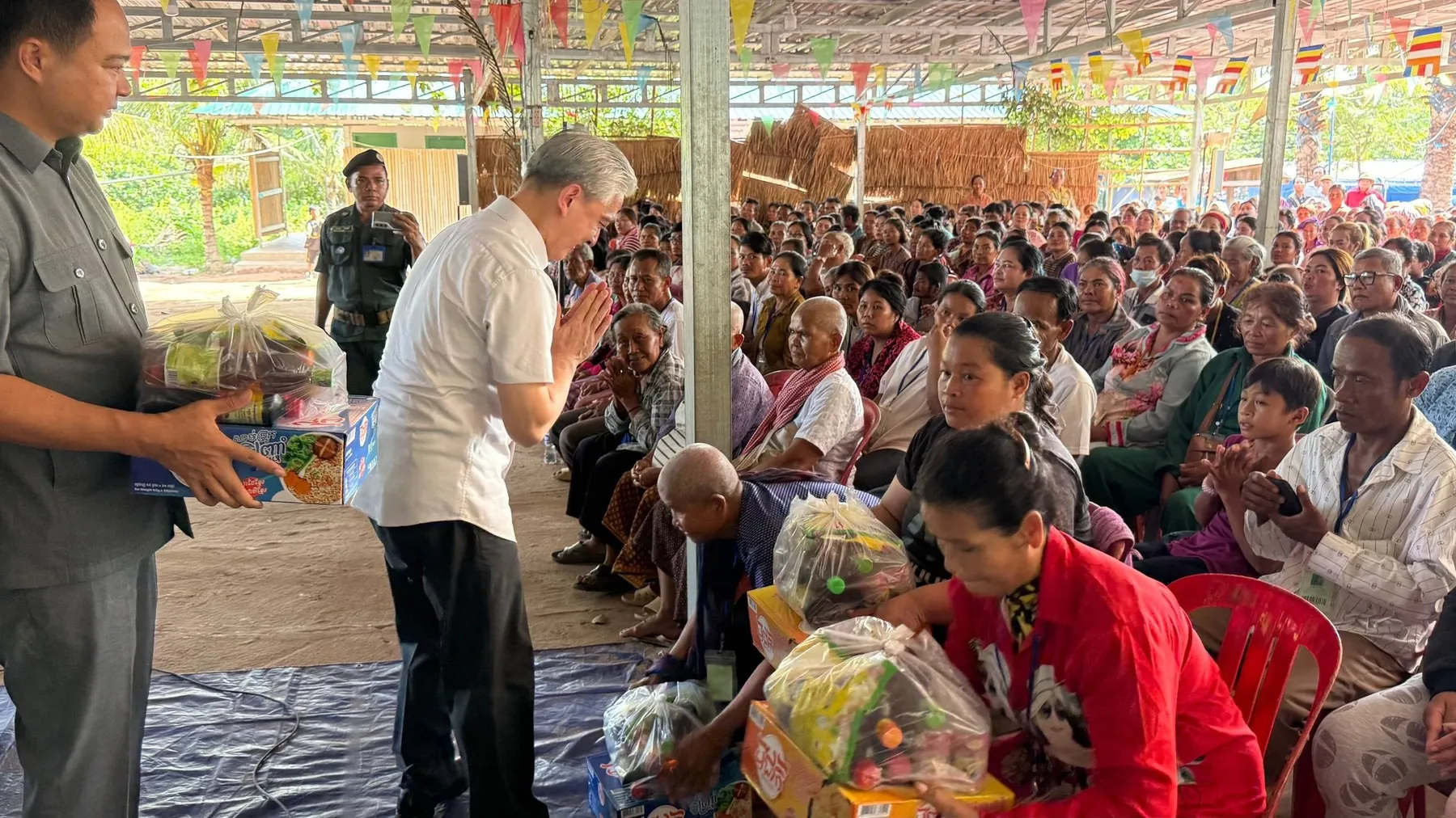 ទូតចិននៅកម្ពុជាជឿជាក់លើការដោះស្រាយរបស់មេដឹកនាំកម្ពុជា ជុំវិញជម្លោះព្រំដែនកម្ពុជា-ថៃ