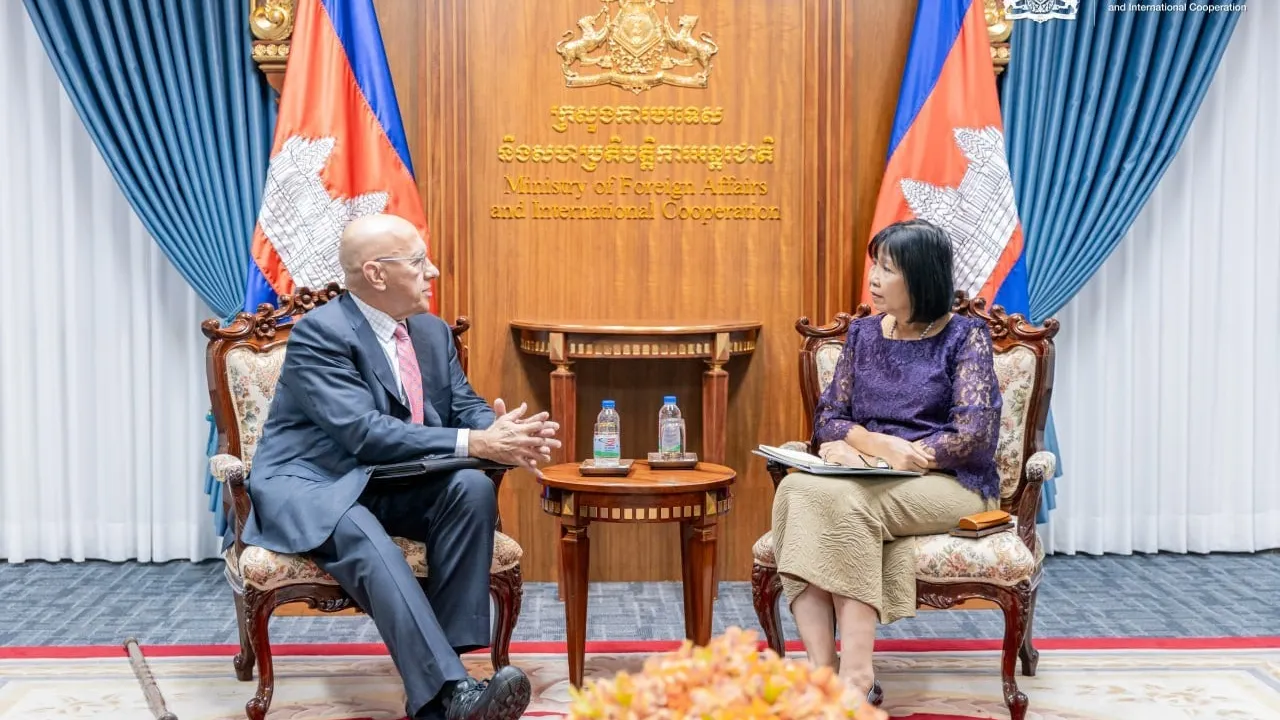 លោកជំទាវ អ៊ាត សោភា និងអ្នករាយការណ៍ពិសេស UN ផ្លាស់ប្តូរយោបល់​អំពីវឌ្ឍនភាព និងបញ្ហាប្រឈមផ្នែក សិទ្ធិ មនុស្សនៅកម្ពុជា រួមទាំងទុក្ខលំបាក​របស់ជនភៀសសឹក នៅ ព្រំដែនកម្ពុជា-ថៃ