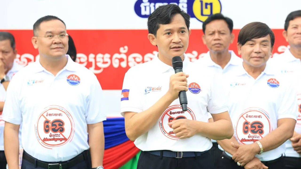 អ្នកនាំពាក្យក្រសួងព័ត៌មាន៖ ការកើនឡើងនៃព័ត៌មានមិនពិត ពិសេសប្រភពពីក្រៅប្រទេស និងចរាចរណ៍ព័ត៌មានក្លែងក្លាយលើបណ្តាញសង្គម ទាមទារឱ្យយើងគ្រប់គ្នាប្រុងប្រយ័ត្នឱ្យបានខ្ពស់