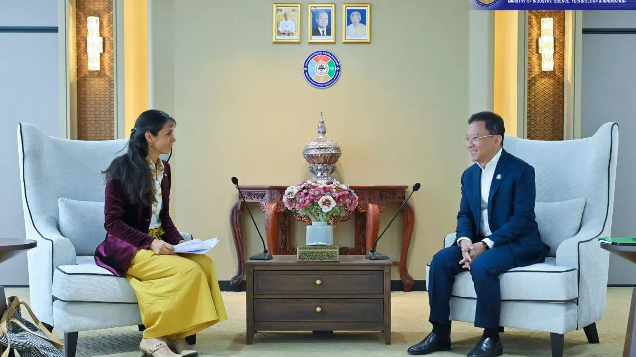 កម្ពុជាកំពុងត្រៀមខ្លួនឆ្ពោះទៅរកដំណាក់កាលថ្មីនៃការអភិវឌ្ឍសេដ្ឋកិច្ច