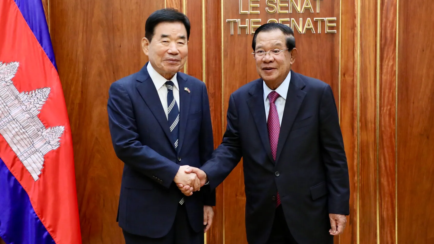 សម្តេចតេជោ ហ៊ុន សែន ស្នើអតីតប្រធានរដ្ឋសភាកូរ៉េ ជំរុញអ្នកវិនិយោគមកបណ្តាក់ទុននៅកម្ពុជាកាន់តែច្រើន