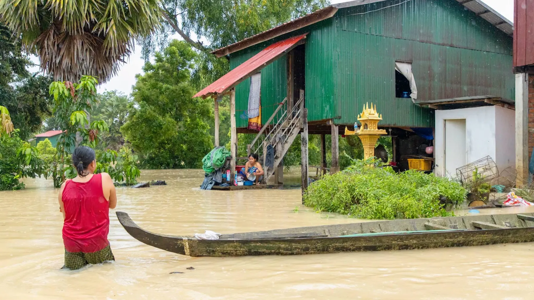 ខេត្តចំនួន១០​រងគ្រោះទឹកជំនន់ ក្នុងនោះបាត់ដំបងប៉ះពាល់ធ្ងន់ធ្ងរជាងគេ