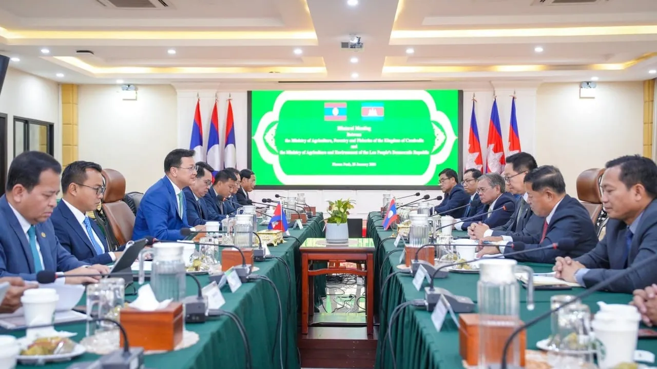 ៨ខែឆ្នាំនេះ កម្ពុជានាំចេញកសិផលឆ្លងកាត់ឡាវទៅចិនបានចំនួន ៦៧៤តោន​