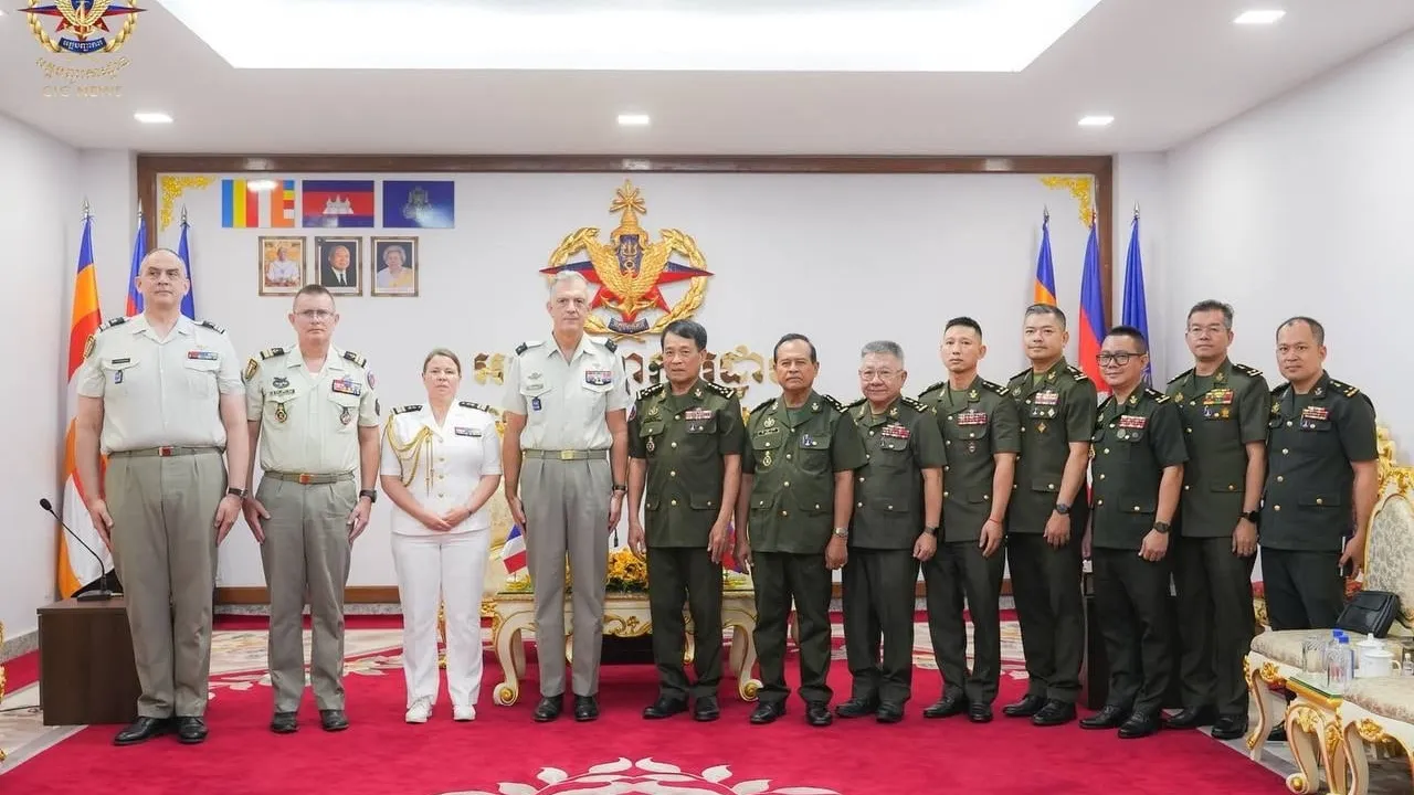 នាយឧត្តមសេនីយ៍ វង្ស ពិសេន៖ កម្ពុជា-បារាំង បន្តពង្រឹងកិច្ចសហប្រតិបត្តិការឆ្ពោះទៅភាពជាដៃគូយុទ្ធសាស្ត្រ