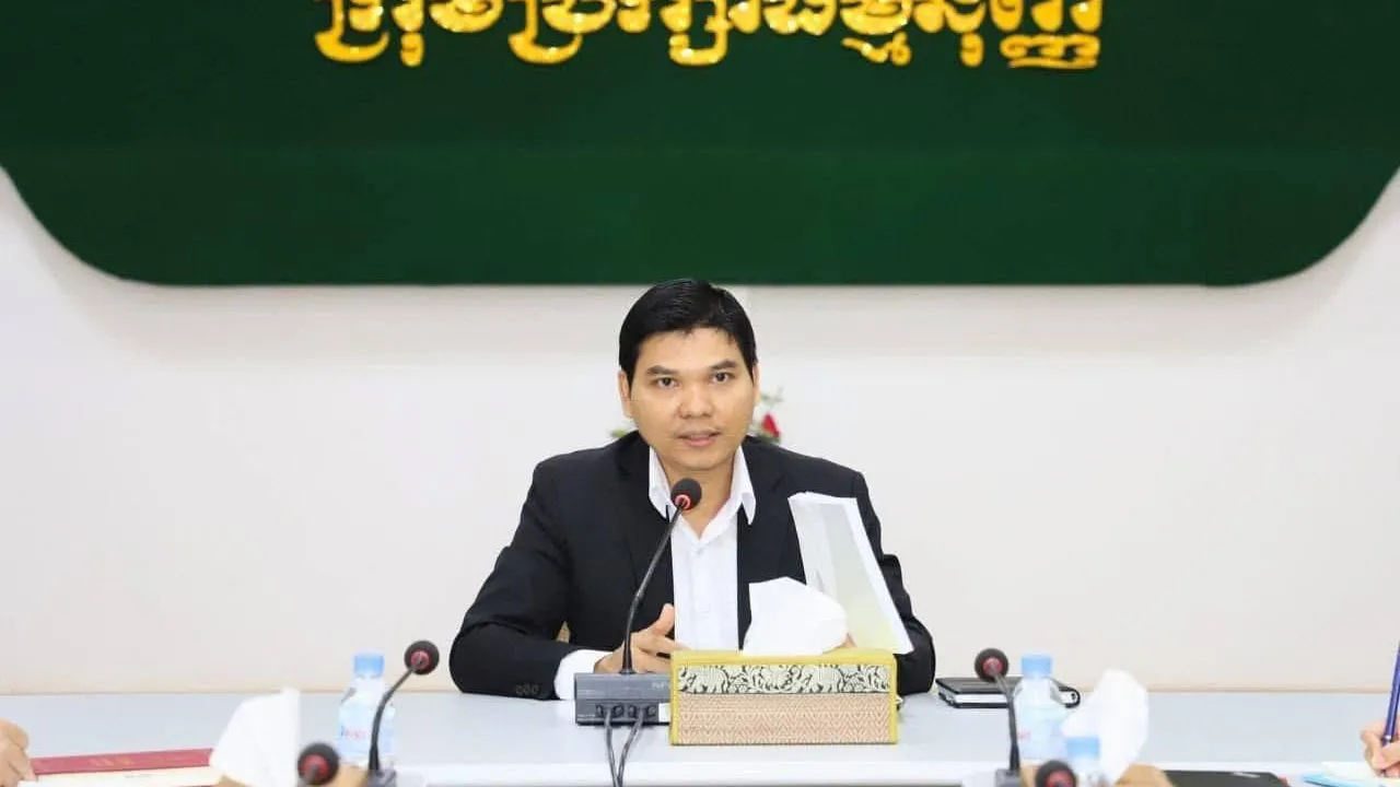 បណ្ឌិត ព្រហ្ម វិចិត្រអក្ខរា៖ រយៈពេល៣៣ឆ្នាំ រដ្ឋធម្មនុញ្ញឆ្នាំ១៩៩៣ បានដើរតួនាទីសំខាន់បំផុតក្នុងការធានាឱ្យមានសន្តិភាព ស្ថេរភាពសង្គម នយោបាយ សេដ្ឋកិច្ច និងការអភិវឌ្ឍ​