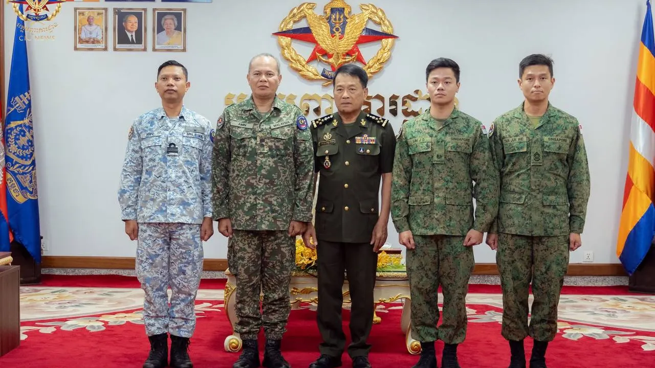 ប្រមុខកងទ័ពកម្ពុជារក្សាជំហរដដែល ក្នុងការដោះស្រាយបញ្ហាព្រំដែន ដោយសន្តិវិធី និងស្របតាមច្បាប់​អន្តរជាតិ