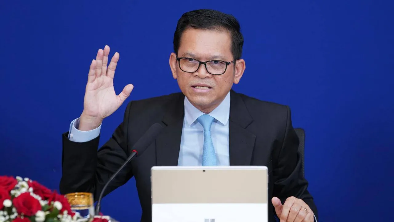 អ្នកនាំពាក្យ៖ ទីបំផុត លោក សម រង្ស៊ី បានបង្ហាញច្បាស់ហើយថា គាត់ពិតជាបាននិយាយការពារថៃ