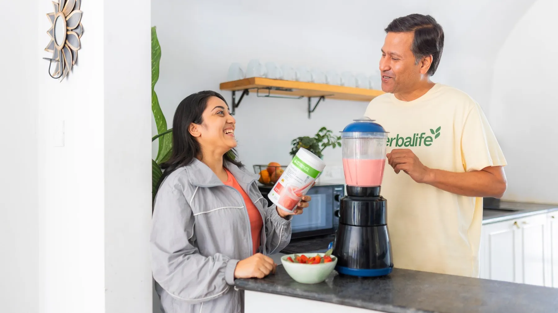 ក្រុមហ៊ុន Herbalife ប្រចាំប្រទេសកម្ពុជាបានចែករំលែកព័ត៌មានពីគន្លឹះសម្រាប់ការទទួលទានអាហារដែលមានសុខភាពល្អ និងការជៀសវាងការឡើងទម្ងន់ក្នុងអំឡុងពេលថ្ងៃឈប់សម្រាក
