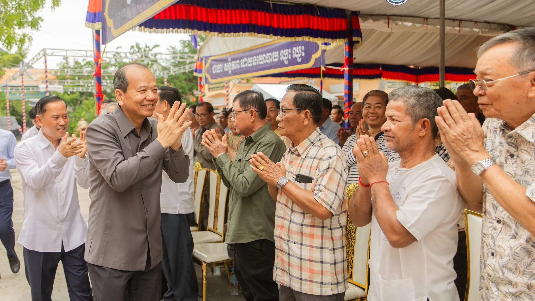 ឯកឧត្តមរដ្ឋមន្រ្តី ជា វ៉ាន់ដេត បានអញ្ជើញជួបសំណេះសំណាលជាមួយអតីតយុទ្ធជន និងនិវត្តជនជាង ១ ៧០០នាក់ នៅខេត្តតាកែវ