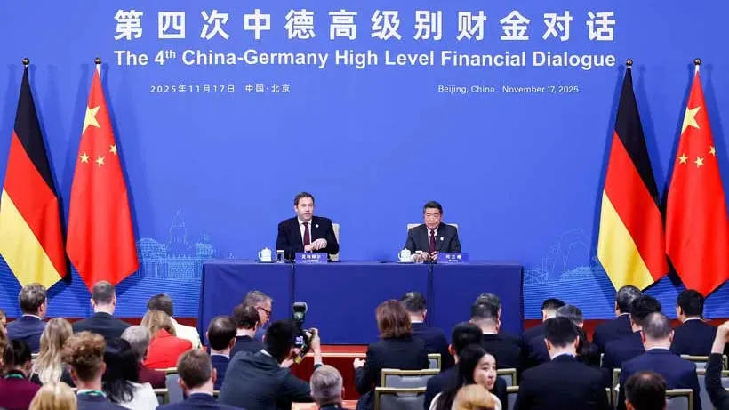 ចិន វ៉ាដាច់ សហរដ្ឋអាម៉េរិក ក្លាយជាដៃគូពាណិជ្ជកម្មកំពូលទី ១ របស់អាល្លឺម៉ង់ក្នុងឆ្នាំ២០២៥