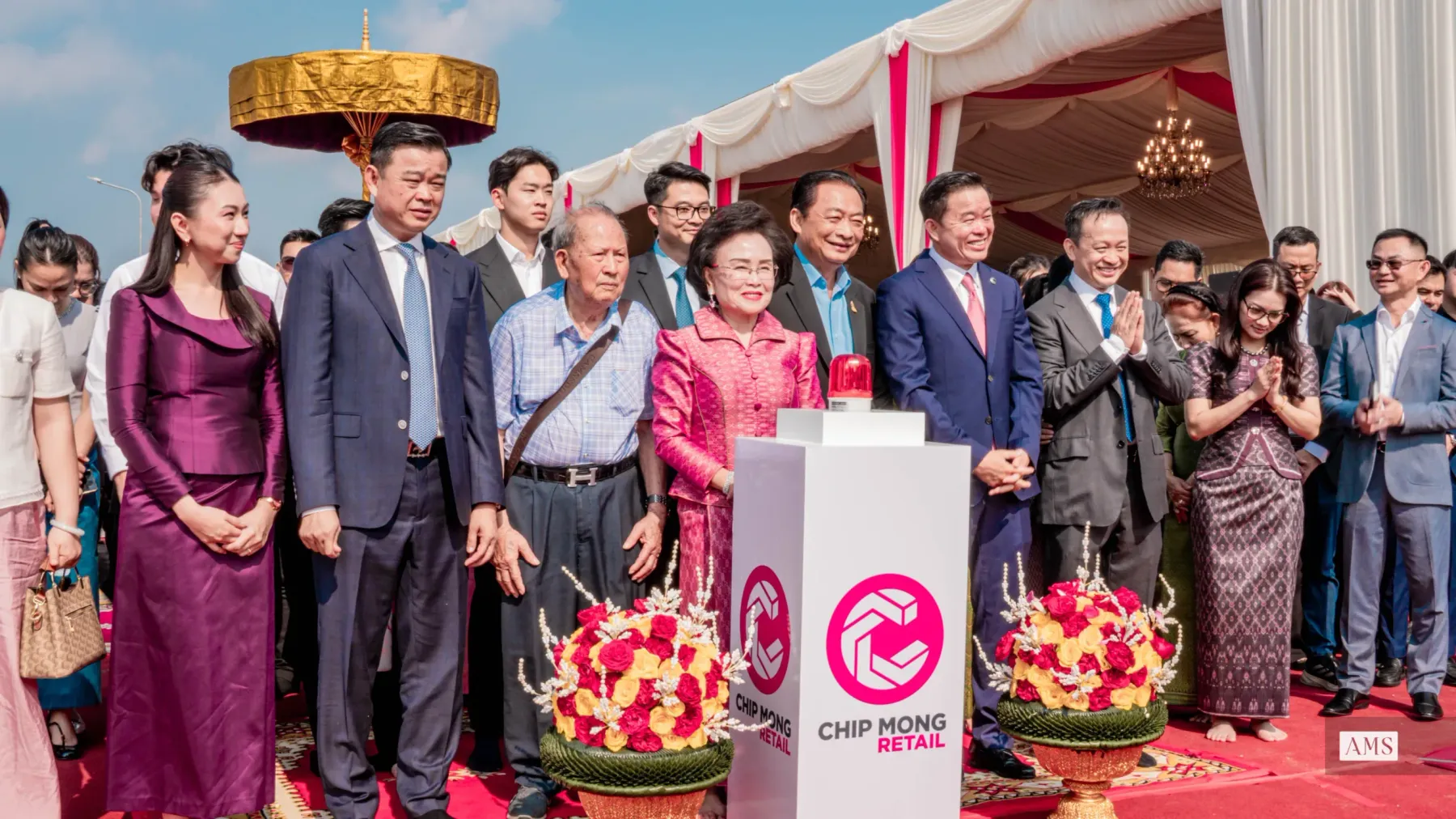 ជីប ម៉ុង បញ្ចុះបឋមសិលាបើកការដ្ឋានសាងសង់ផ្សារទំនើប6A៖ ប្រែក្លាយតំបន់ 6A ឱ្យក្លាយជាមជ្ឈមណ្ឌលសេដ្ឋកិច្ច និងសហគមន៍ដ៏រស់រវើក​ ស៊ីវិល័យ