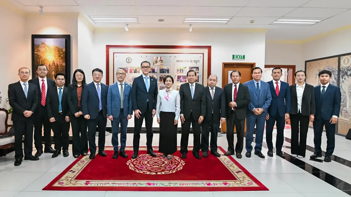 AMRO ៖ កម្ពុជា រក្សាបានភាពធន់ផ្នែកសេដ្ឋកិច្ច និងមានមូលដ្ឋានសេដ្ឋកិច្ចរឹងមាំ