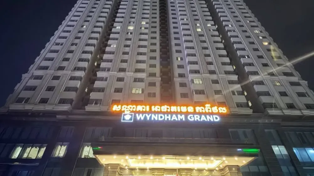 អ្នកជំនាញ​មើលឃើញថា​ អគារ​ពាណិជ្ជកម្ម​ដែល​​រងផលប៉ះពាល់ក្រោយបង្ក្រាប​​ Scam Online នឹងល្អប្រសើរឡើងវិញ​ក្នុងពេលឆាប់ៗ