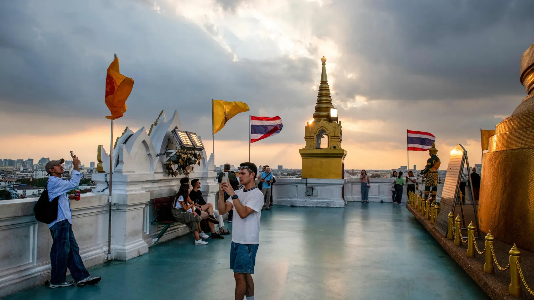 ថៃ បញ្ចេញកញ្ចប់ថវិកាជាង ៧០ លានដុល្លារ ដើម្បីស្តារវិស័យទេសចរណ៍ដែលកំពុងដាំក្បាលចុះ