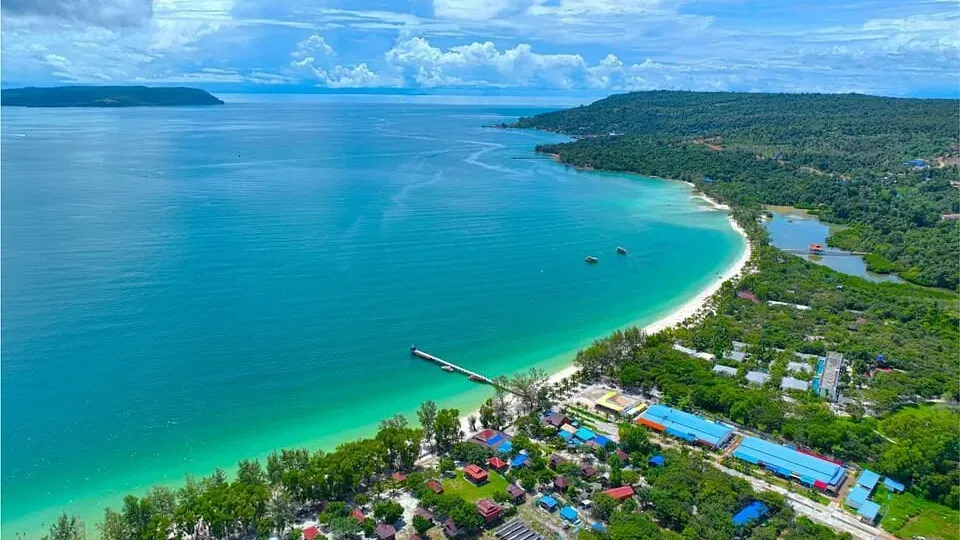កោះរ៉ុងស្វាគមន៍ទេសចរជាមធ្យម ៤០០ នាក់/ថ្ងៃ ទោះថ្លៃធ្វើដំណើរកើនឡើង និងស្ថិតក្នុងរដូវកាលបៃតង