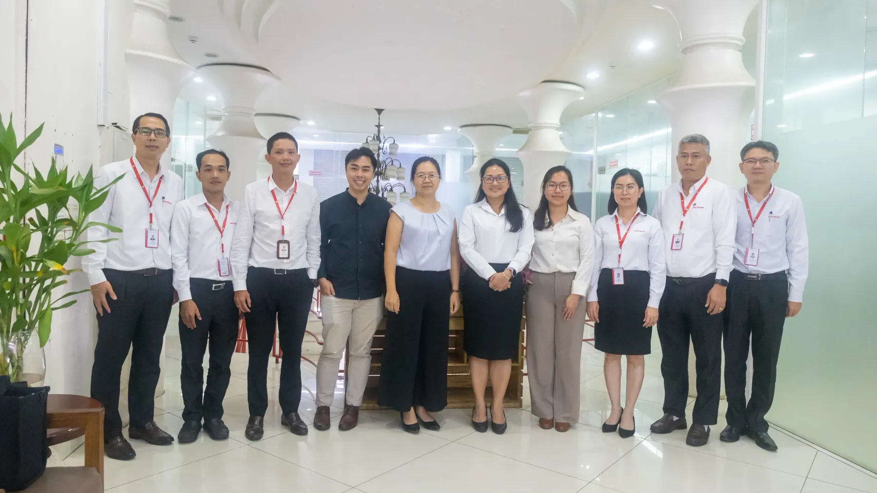 ក្រុមការងារ​គម្រោង ​I​C​CAP ​ប្រជុំ​បើក​ដំណើរការ​គម្រោង​ជំនួយ​បច្ចេកទេស​សម្រាប់​គ្រឹះ​ស្ថាន ​ខេមា