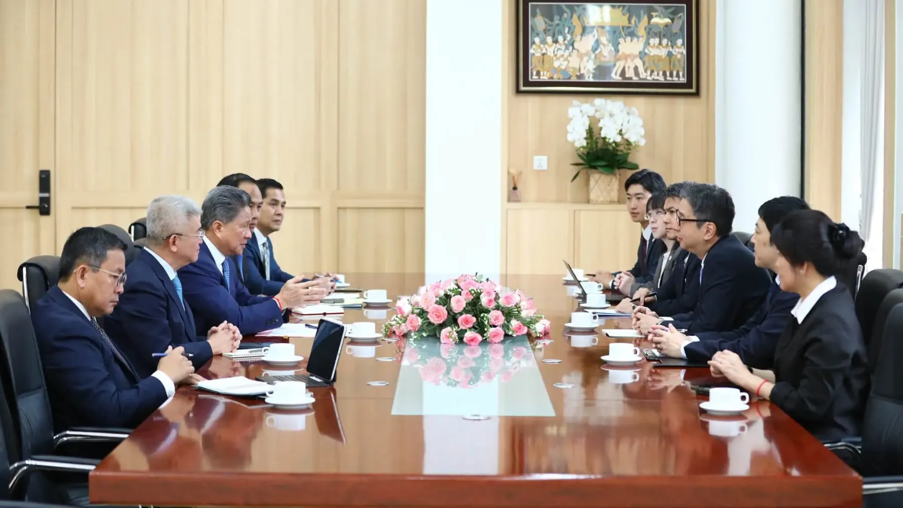 មន្ត្រីកំពូល​កម្ពុជា​ បង្កើនការ​គាំទ្រ និងសម្រប​សម្រួល​ជូន​វិនិយោគិន​ជប៉ុន​ ក្នុងការស្វែងរកឱកាស ​និងពង្រីក​ធុរកិច្ចនៅកម្ពុជា​