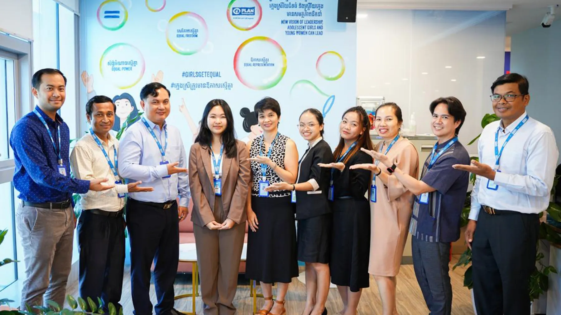 កញ្ញា មណីរ័ត្ន ៖ ស្ត្រីក៏អាចធ្វើជាអ្នកដឹកនាំបានដូចបុរសដែរ ប្រសិនបើមានភាពក្លាហាន និងក្តីស្រមៃធំ