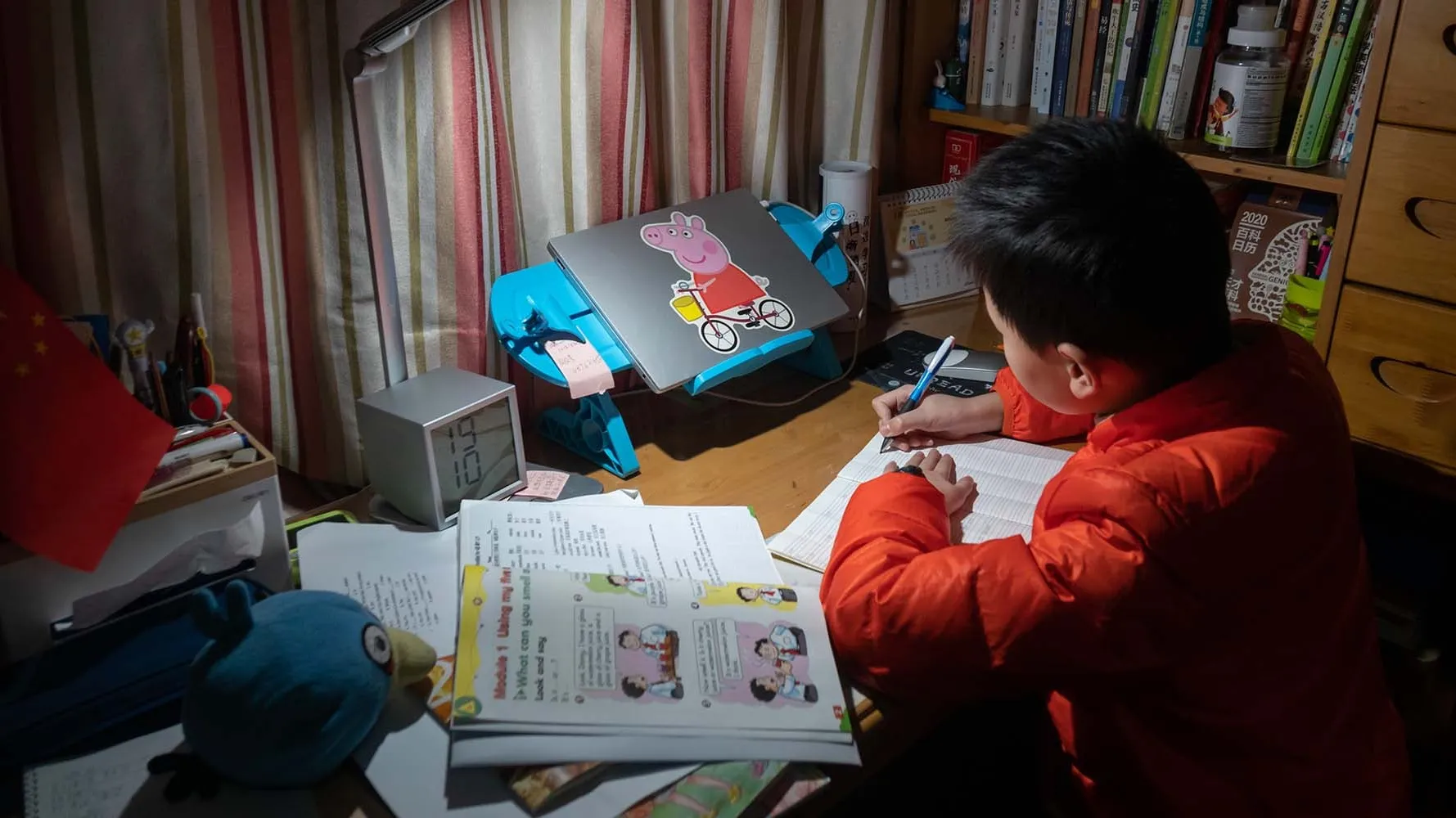 ឪពុកម្តាយចិនប្រើ AI ជួយកូនធ្វើកិច្ចការផ្ទះ និងកាត់បន្ថយចំណាយលើការជួលគ្រូបង្រៀនក្រៅម៉ោង