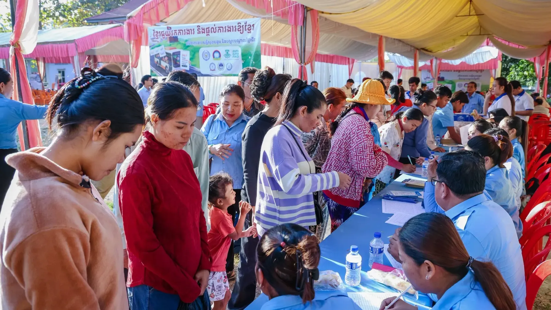 ជប៉ុនផ្តល់ថវិកា ១លានដុល្លារ ដល់អង្គការ ILO ដើម្បីជួយពលករកម្ពុជាដែលវិលត្រឡប់ពីថៃ