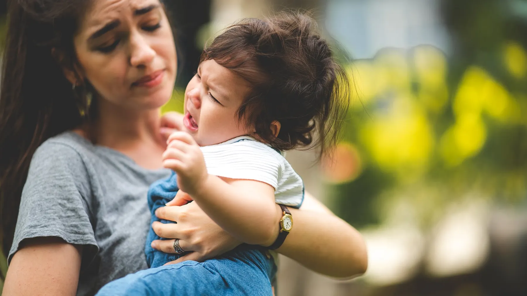 វិធីជួយកូនតូចៗឱ្យបាត់មួម៉ៅ និងមានអារម្មណ៍ស្ងប់ស្ងាត់ឡើងវិញ