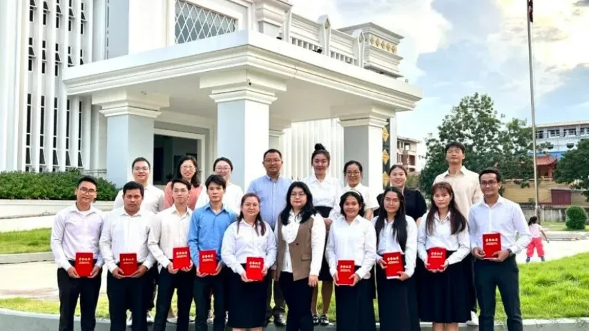 និស្សិតកម្ពុជាជាង ១០០ នាក់ទទួលបានអាហារូបករណ៍ទៅក្រៅប្រទេសក្នុងត្រីមាសទី១