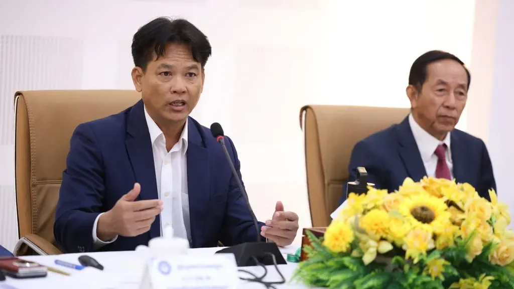 បណ្ឌិត​ ​សុខ​ ​ទូច ​៖​ ​ចង់​ឃើញ​សាលា​អន្តរជាតិ​នៅ​កម្ពុជា​ បញ្ចូល​ភាសា​ខ្មែរ​ក្នុង​កម្មវិធី​សិក្សា​