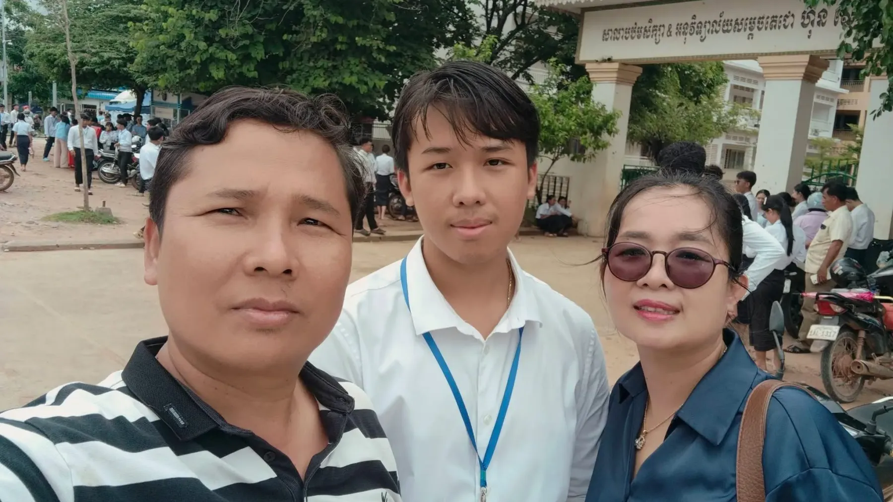 ក្រោយ​ជាប់​និទ្ទេស​ A ​លំដាប់​ពិន្ទុ​១០០ ​៖​ ​ឪពុក​បង្ហើប​ពី​ទម្លាប់​រៀន​របស់​កូន​តាំងពី​តូច