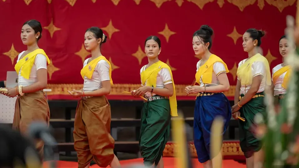 ពណ៌ក្បិនរបស់អ្នកហាត់រាំរបាំបុរាណខ្មែរ បញ្ជាក់ពីតួនាទី