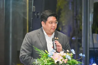 ថៃ ជិត៧ម៉ឺននាក់ ជាប់គាំងនៅអ៊ីស្រាអែល និង អ៊ីរ៉ង់ - AMS Article Thumbnail