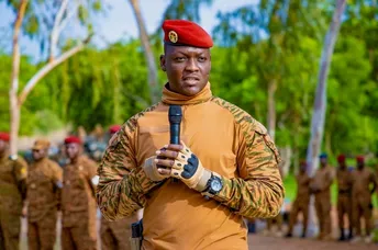 បួគីណាហ្វាសូ ថា ប្រទេសខ្លួនមិនត្រូវការលទ្ធិប្រជាធិបតេយ្យ - AMS Article Thumbnail