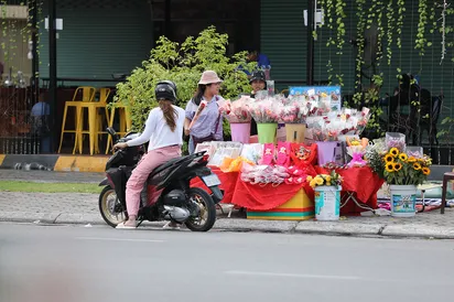 ​ទំនោរភ្លើតភ្លើនរបស់យុវជនក្នុងថ្ងៃ១៤កុម្ភៈ ថយចុះ ខណៈសាលារៀនប្រើវិធានការអប់រំ និងវិន័យ
