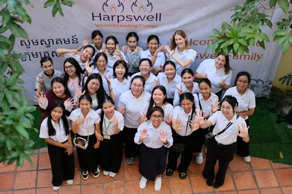 ឱកាសសម្រាប់សិស្សនារី ! មូលនិធិហាប់ស្វែល ប្រកាសផ្តល់អាហារូបករណ៍ស្នាក់នៅ និងបណ្តុះបណ្តាលភាពជាអ្នកដឹកនាំ ឆ្នាំសិក្សា២០២៦-២០២៧