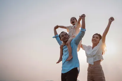 ទម្លាប់តូចៗ ក្នុងការចិញ្ចឹមបុត្រធីតាឱ្យមានសុភមង្គល និងរឹងមាំផ្លូវចិត្ត