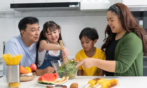 ៥ វិធី ដើម្បីចាប់ផ្តើមទម្លាប់សុខភាពល្អក្នុងគ្រួសារ