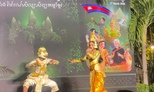 ព្រះមហាក្សត្រ ៖ ទិវាវប្បធម៌ជាតិ ជាឱកាសជំរុញតួនាទីយុវជនបន្តវេន ក្នុងការ​អភិរ្ស ការពារ និងអភិវឌ្ឍមរតកវប្បធម៌ ទំនៀមទម្លាប់ ប្រពៃណី
