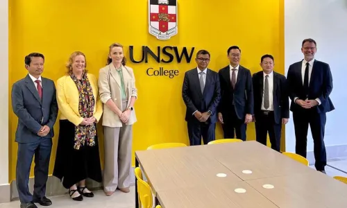 រដ្ឋមន្រ្តីអប់រំ ៖ កម្មវិធីសិក្សា​ត្រៀម​ចូល​សាកលវិទ្យាល័យ​នៅក្រៅប្រទេស នឹងជួយ​សិស្សកម្ពុជាត្រៀម​ខ្លួនសម្រាប់​វិធីសាស្រ្ត​សិក្សា​បែបថ្មី