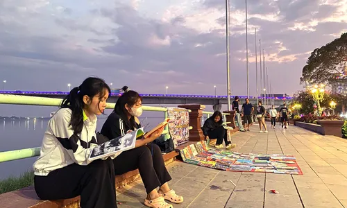 បណ្ណាល័យចល័តនៅច្រាំងទន្លេ ខេត្តកំពង់ចាម ត្រូវផ្អាកដោយសារខ្វះសៀវភៅ និងការធ្លាក់ចុះចំនួនអ្នកអាន