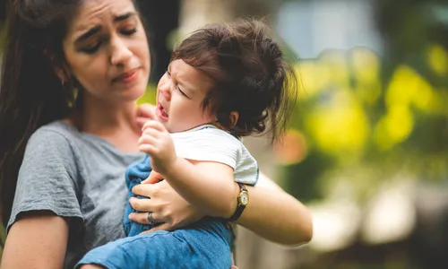 វិធីជួយកូនតូចៗឱ្យបាត់មួម៉ៅ និងមានអារម្មណ៍ស្ងប់ស្ងាត់ឡើងវិញ