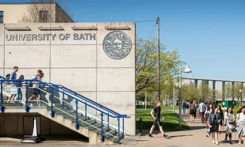 អាហារូបករណ៍ ទៅសិក្សានៅ University of Bath ប្រទេស​អង់គ្លេស