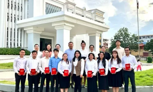 និស្សិតកម្ពុជាជាង ១០០ នាក់ទទួលបានអាហារូបករណ៍ទៅក្រៅប្រទេសក្នុងត្រីមាសទី១
