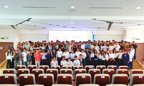កម្មវិធី​ ​Next​-​Gen​ ​Engagement​ ​Program​ ​– ​Batch​ ​III​ ​ជួយ​និស្សិត​អភិវឌ្ឍ​ជំនាញ​បច្ចេកទេស​ និង​ភាព​ជា​អ្នកដឹកនាំ​