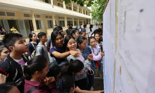 បាក់ឌុប​ឆ្នាំ​២០២៦ ​៖​ បេក្ខជន​ជាប់​ ៨​៤​,​០៦​%​ ​ខណៈ​ជាង​ ២​ពាន់​នាក់​ទទួល​បាន​និទ្ទេស​ A