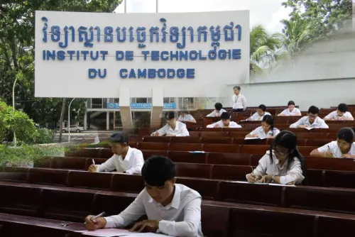 និស្សិតជាង ១,៥០០នាក់ចូលរៀននៅសាលាតិចណូឆ្នាំសិក្សាថ្មី ក្រោយប្រឡងប្រជែងយ៉ាងស្វិតស្វាញ