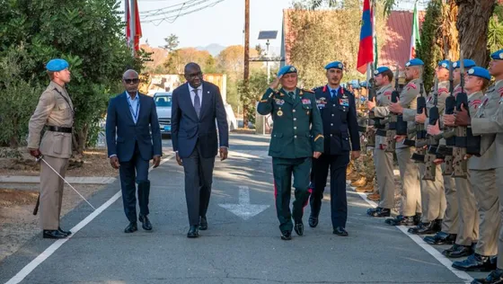 UN ថា ទ័ពមួកខៀវ រុស្ស៊ី ប្រឹងប្រែងធ្វើការខ្លាំងលើបេសកកម្មរក្សាសន្តិភាព - AMS Article Thumbnail