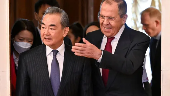 រុស្ស៊ី ថា នឹងប្រកៀកស្មា ចិន ចូលខ្លួនទៅពន្លត់ភ្លើងសង្គ្រាមនៅមជ្ឈិមបូព៌ា - AMS Article Thumbnail