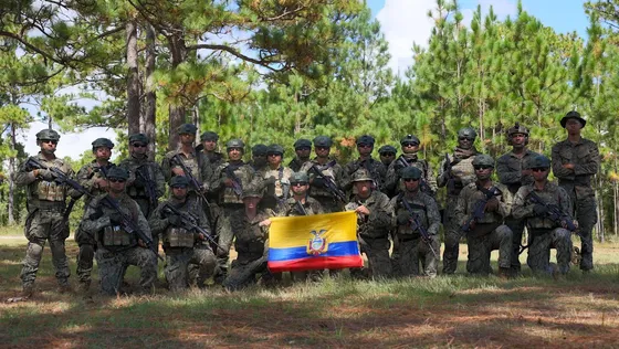 អាមេរិក ឆ្លៀតបើកប្រតិបត្តិការយោធានៅ អេក្វាទ័រ ទោះជាប់ដៃក្នុងសង្គ្រាមមជ្ឈិមបូព៌ា - AMS Article Thumbnail