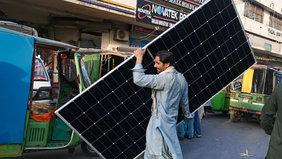 បន្ទះ សូឡា ជួយប៉ាគីស្ថាន ទប់ទល់នឹងវិបត្តិថាមពល - AMS Article Thumbnail